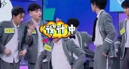 披荆斩棘的不是哥哥,是芒果tv的后期吧