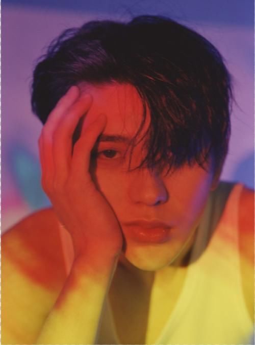 恭喜蔡徐坤新专辑上线不到两小时破5000万，有实力人缘好，获杨幂跑男团力挺