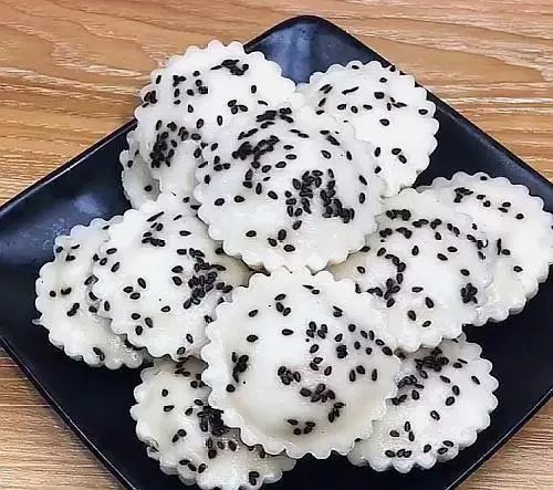 冷天|冷天,大米别煮粥了,学会新吃法,三天两头就做,每次一锅不够吃