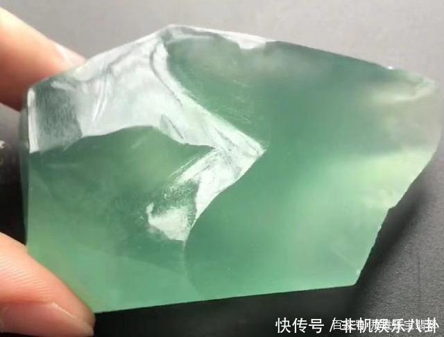  帝王|比帝王绿还珍贵罕见的翡翠，它都有些什么样的特征