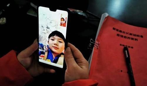 奶奶|5岁儿子跟外婆亲,奶奶醋意大发,怒骂儿媳:你是怎么教育孩子的