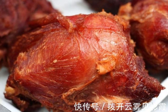 牛肉久炖不烂大厨教你1招,多加1勺,熟得快,软烂鲜香又入味