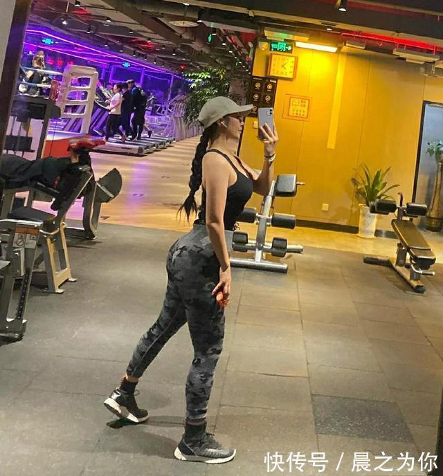 翘臀|国产99年健身翘臀少女,旗袍私照惊心动魄!减脂法则在这里