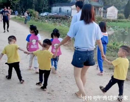 三胞胎|头胎生1个女儿,二胎生2个女儿,三胎出生后爸妈哭笑不得