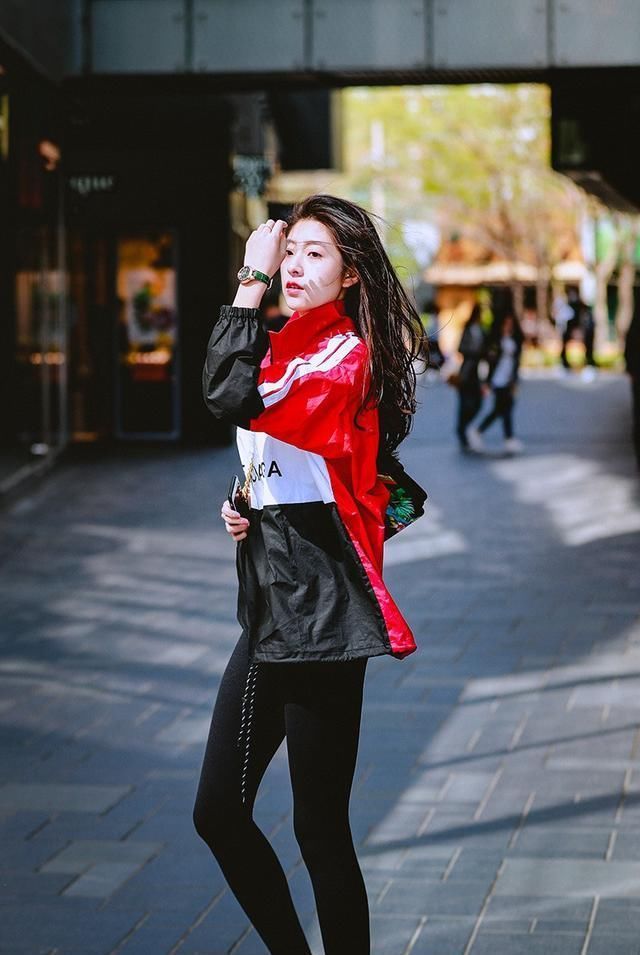 你才能够让|街拍学会时尚达人们的穿衣之术,你也可以轻而易举地穿出时髦感