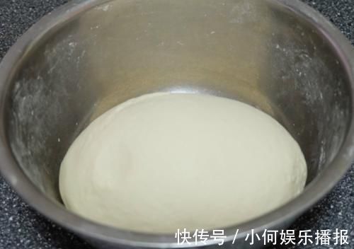 蒸馒头,牢记3要点,馒头蒸好暄软不塌陷,新手也能轻松做好