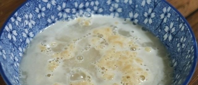 蒸包子时,别再直接上锅蒸了,记住3个诀窍,包子松软好吃不塌陷