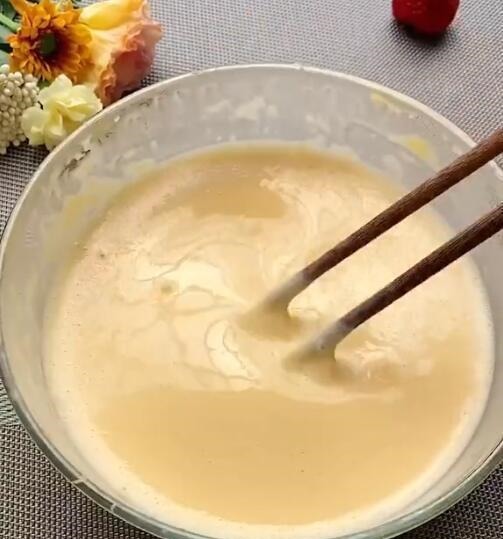 教你用平底锅做千层蛋糕,做法讲解详细,厨房小白也可以一次成功