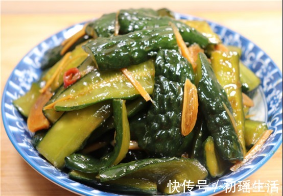 原来腌黄瓜这么简单,一次做5斤,2小时就能吃,放3个月都不变质