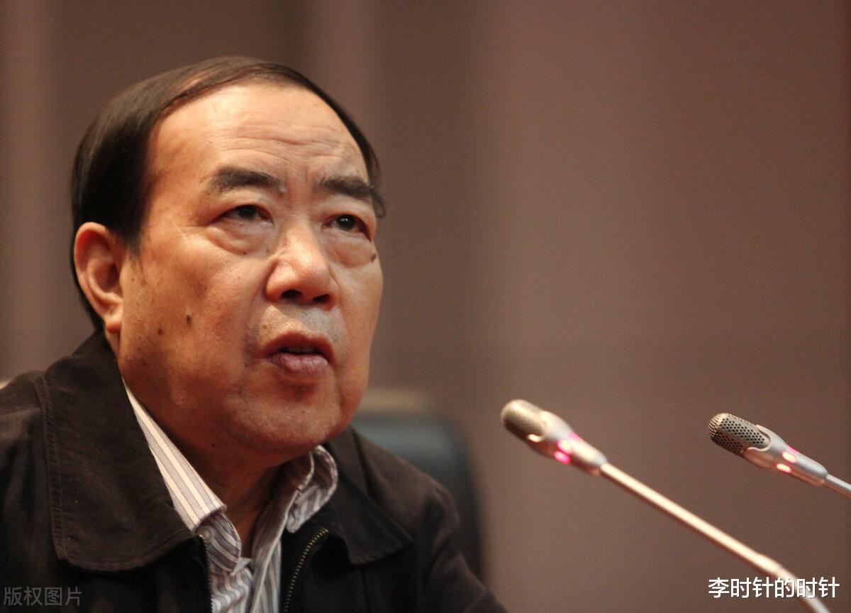 《废都》披着金瓶梅的外衣,借庄之蝶与唐宛儿,道出婚姻的本质