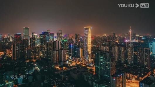 《紧急公关》央八热播,黄晓明:我要学习成都人非常先进的消费观