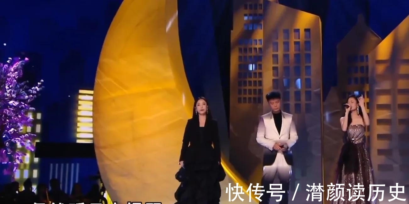 賀三|第十季好聲音落下帷幕，舞臺失誤不斷，恭喜伍珂玥成為年度總冠軍