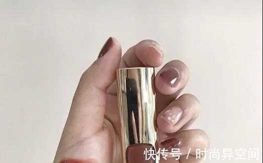 女王范|这些“超廉价”的口红，撑起你一年的气场，妈妈再也不用担心吃土