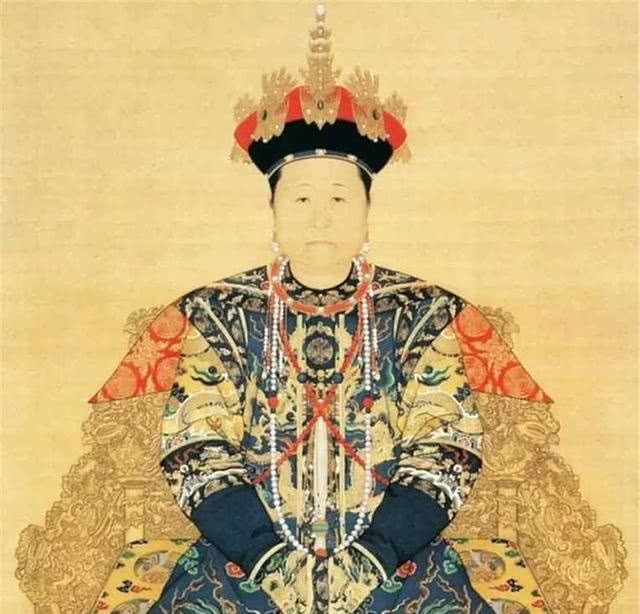 康熙皇帝|孝庄皇后辅佐两代明君，死后37年没下葬，一直到曾孙继位