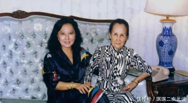 改成|同学给她取一绰号,她高兴地把真名改成绰号,结果成了孙中山儿媳