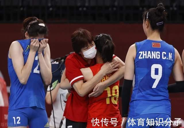 爱国|郎平女排新职务曝光,发国外生活动态却遭球迷吐槽,郎导真冤