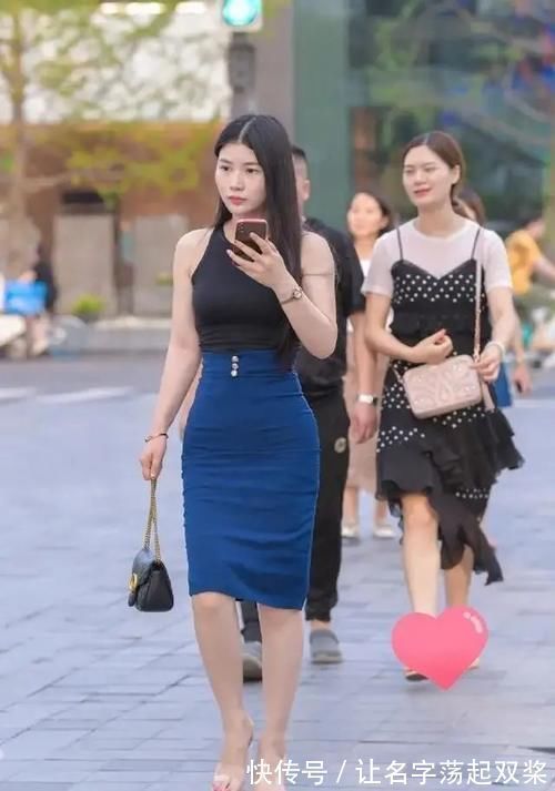 时尚 束腰贴身的连衣裙,兼顾美感与舒适度,清凉时尚