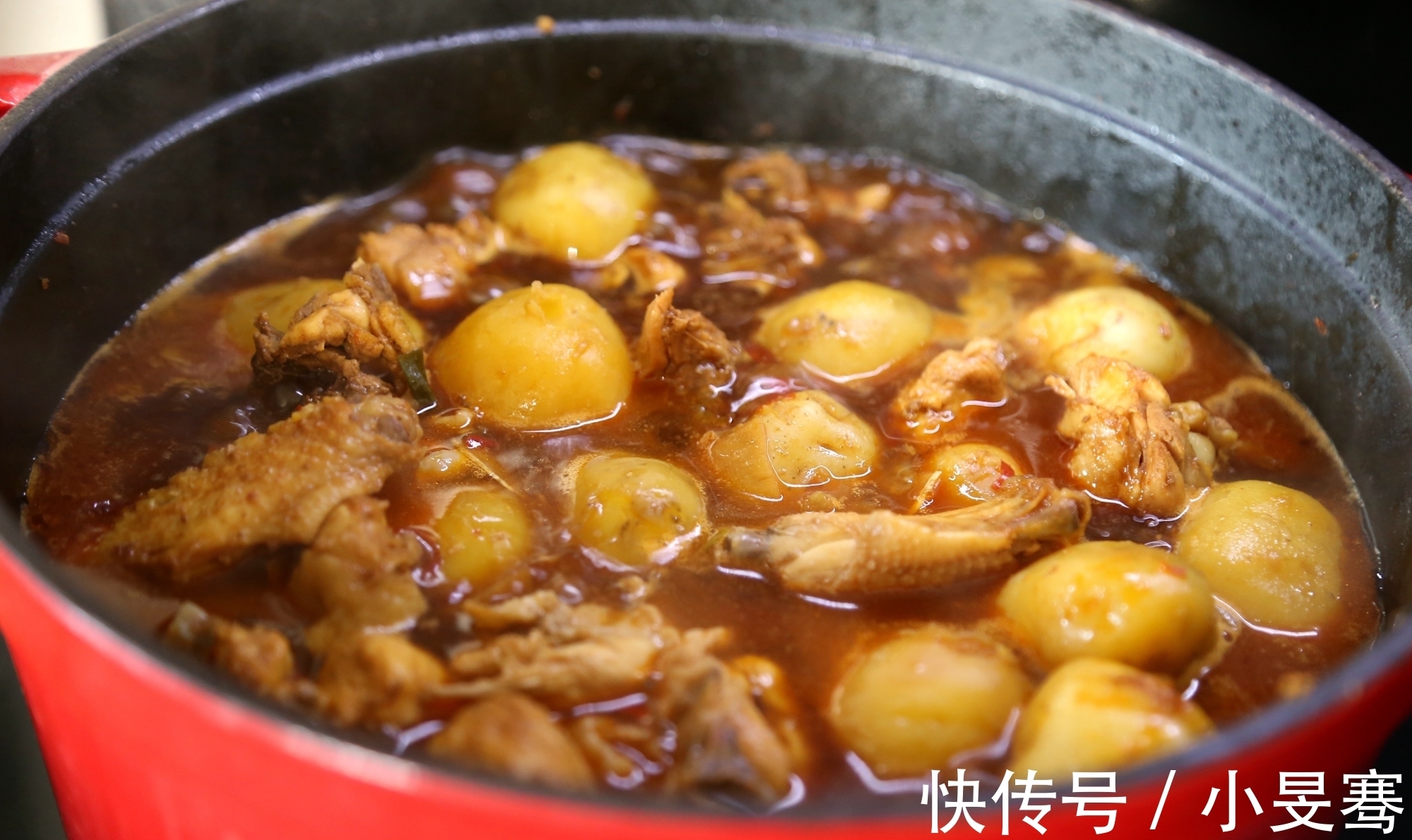 一日三餐|如此的土豆做法,天天吃都稀罕,找对方法,油盐都不用,香气加倍
