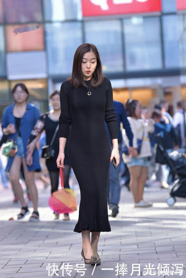 时尚穿搭黑色长袖包臀连衣裙,搭配高跟鞋,尽显淑女气质