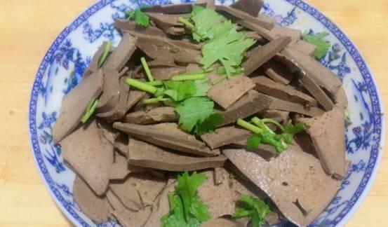 黄花草油酸|医生提醒:血脂高的人,不妨常吃这1物,或有助降血脂