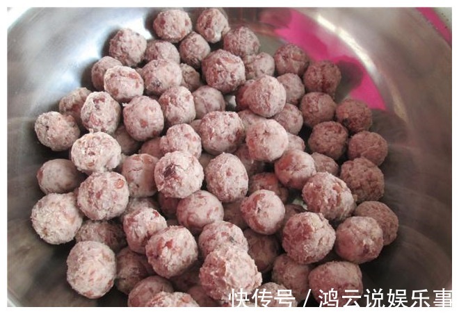 白面|2分钟学会做粘豆包，比蒸馒头还简单，黏糯香甜，大人小孩都爱吃