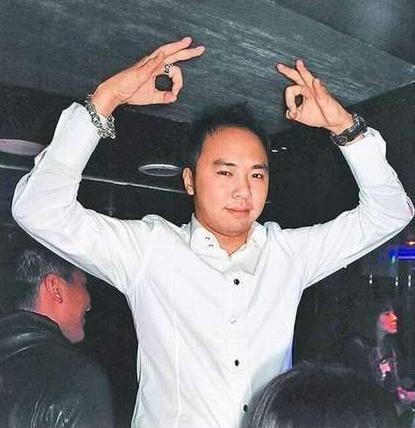 球赛|“土皇帝”李宗瑞，因27.5G视频进宫，监狱大吃大喝还能看球赛