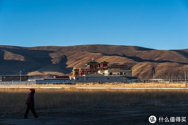 佛国|旅游之路 篇五：重走唐蕃古道，千里佛国 （一）世界之最，用信仰垒筑的墙~巴格玛尼石经墙