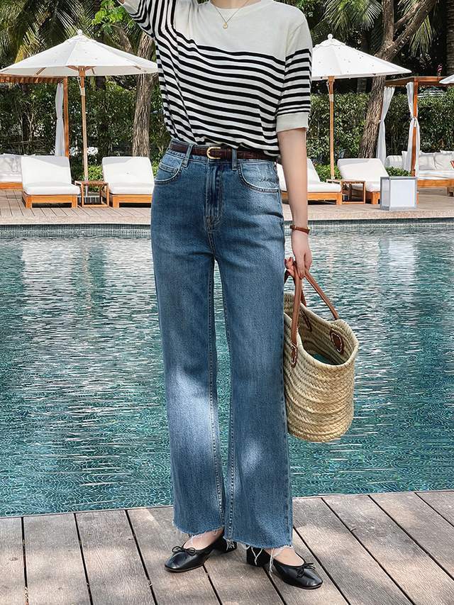 阔腿裤|入秋后不要瞎打扮,今年流行“条纹针织开衫+直筒裤”,显瘦洋气