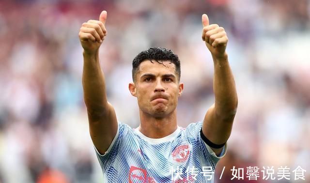曼联|0-4!梅西输C罗,被换后急了:拒绝和主帅握手,11年耻辱诞生