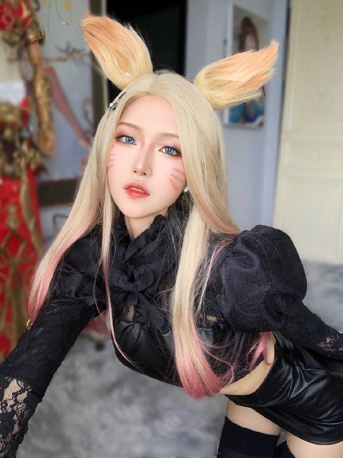 团儿|腐团儿再现神级COS,完美还原妖娆魅惑韵味十足