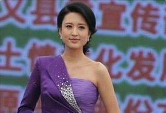 “著名”節(jié)目女主持,出名后嫁大“20歲”老公,兩人站一起像父女