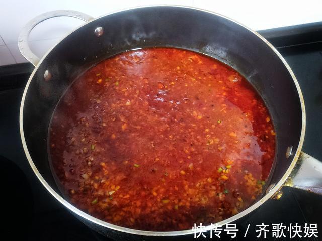 奶奶做的酱香饼，好吃有诀窍，掌握好4点，酥软多层，凉了也好吃