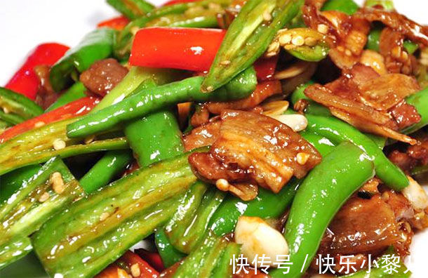 氨基酸|孩子考试成绩好父亲带孩子吃饭作为奖励,多吃特色菜,鲜香营养