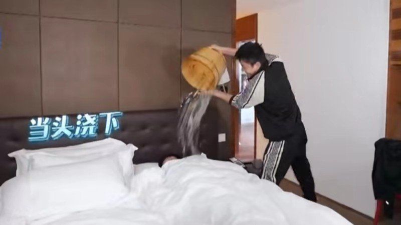 黄明昊|一盆洗脚水,浇醒了观众也浇醒了王迅,极限挑战还能走多远