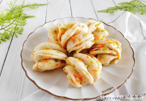 蓬松暄软|发面根本用不到酵母,面点师教我一招,快速发满一大盆,先收藏了