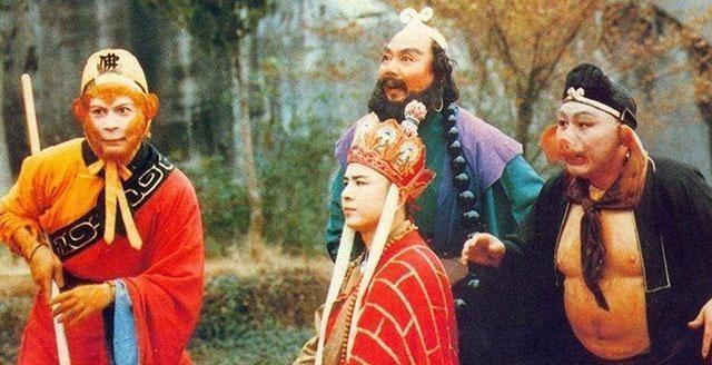 十八公&西游记的孙悟空,为何非要打死6个树精?把他们名字连起来就懂了