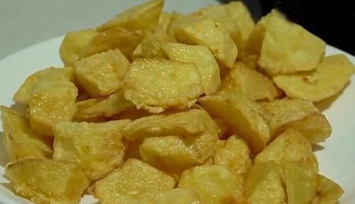 做法|红薯最好吃的做法,不煮不蒸不熬粥,营养又香甜,孩子一顿吃一盘