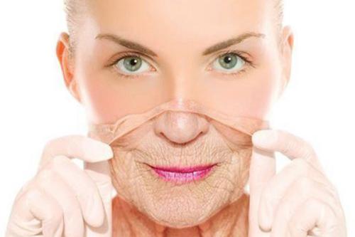 卵巢|女性不想早衰,4种零食不妨多吃点,助你保养卵巢,更显年轻