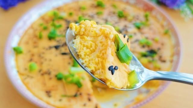 肾上腺皮质激素|鸡蛋和南瓜这样做,滑滑嫩嫩,营养美味,补铁补锌,老少都爱吃