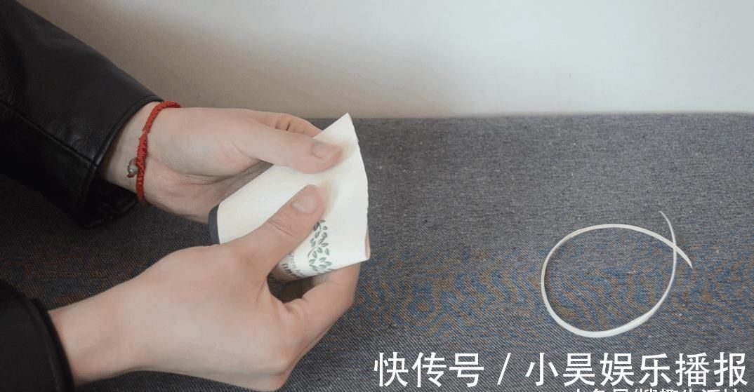 纸杯|一次性纸杯别再扔了, 改造一下放客厅有大用处, 家家户户都用得着