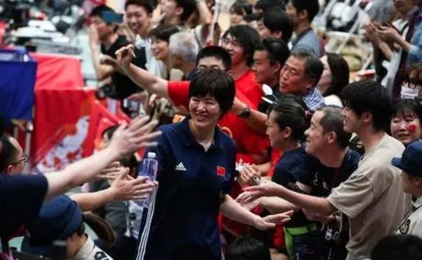主意|郎平不甘心!铁榔头虽改变主意,但她想执教恐还要经历这三关