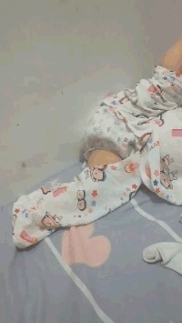 |搞笑GIF:大叔用什么牌子的洗发水,头发如此飘逸