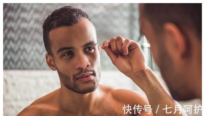 强身健体|男人睡前坚持“两腿一分”,坚持一段时间,肾脏会“感激”你的!