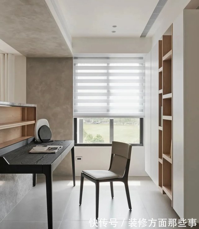 书房|116㎡现代三居室,拆掉次卧,半隔断电视墙隔出一个大书房