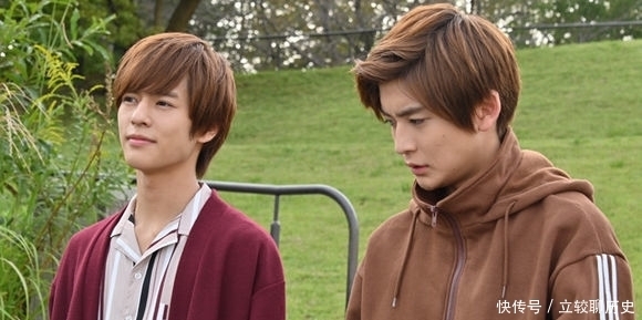 冬季|《假面骑士》01冬季剧场版,飞电社长成AR零一,怪不得伊兹不在或人身边