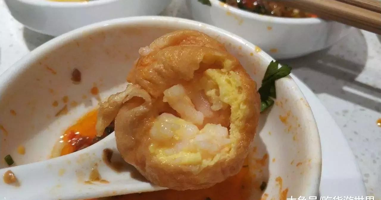 海底捞又一吃法要逆天,服务员:忍过了海鲜粥,没忍过“包饺子”