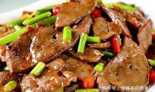 韭菜炒猪肝|猪身上这东西吃了对眼睛好,一头猪只有1个,常用电脑的人要多吃