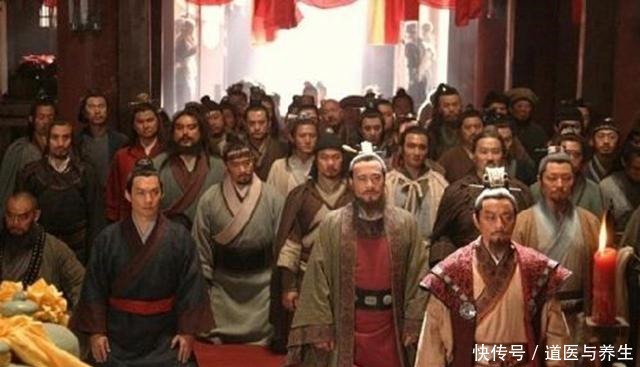 梁山缴获的金银粮食去哪了,真的劫富济贫吗,看宋江如何处理