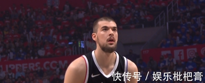 高塔|拒绝0比3！乔治身边站出3大帮手，高塔正负值+28，两人单节轰10分