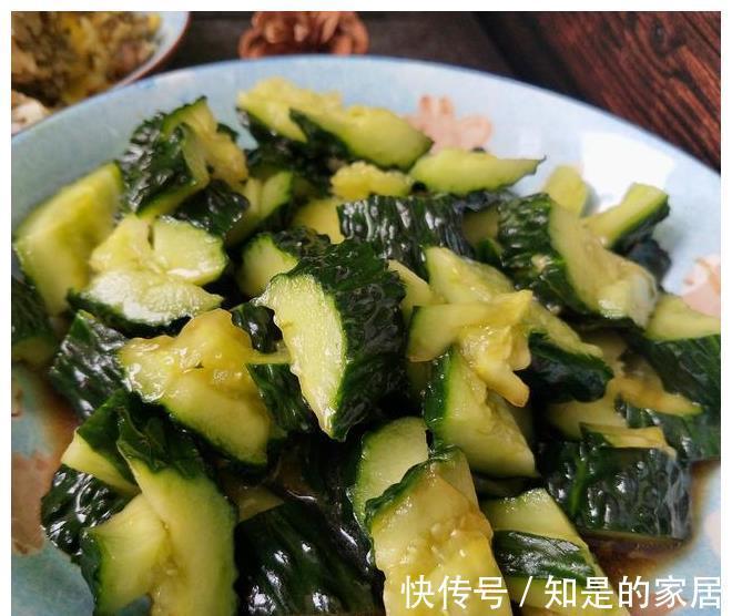 搅拌均匀|出差半年回家,老婆做了六个菜,省钱又美味,老公乐坏了